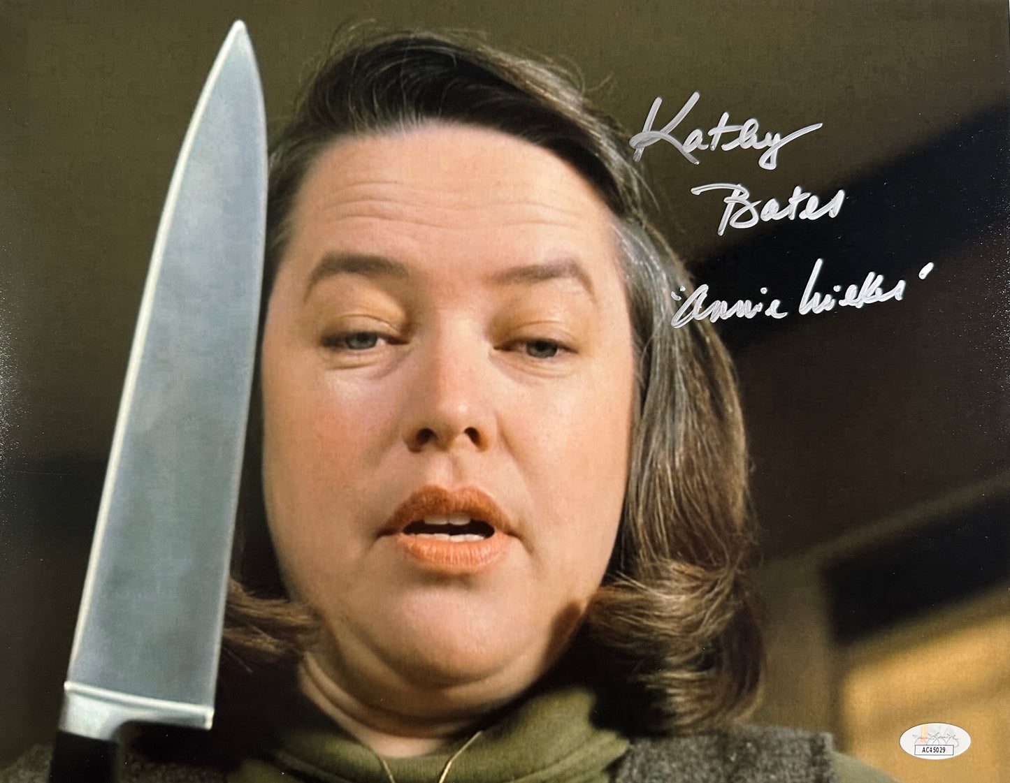 Kathy Bates Signed 11x14 Misery "Annie Wilkes" JSA Authenticated