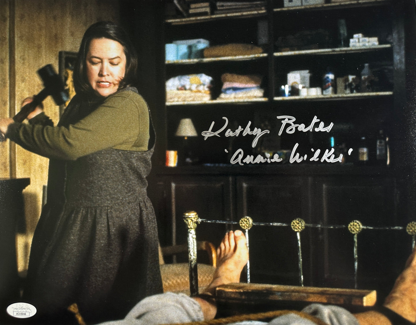 Kathy Bates Signed 11x14 Misery "Annie Wilkes" Hobbling JSA Authenticated