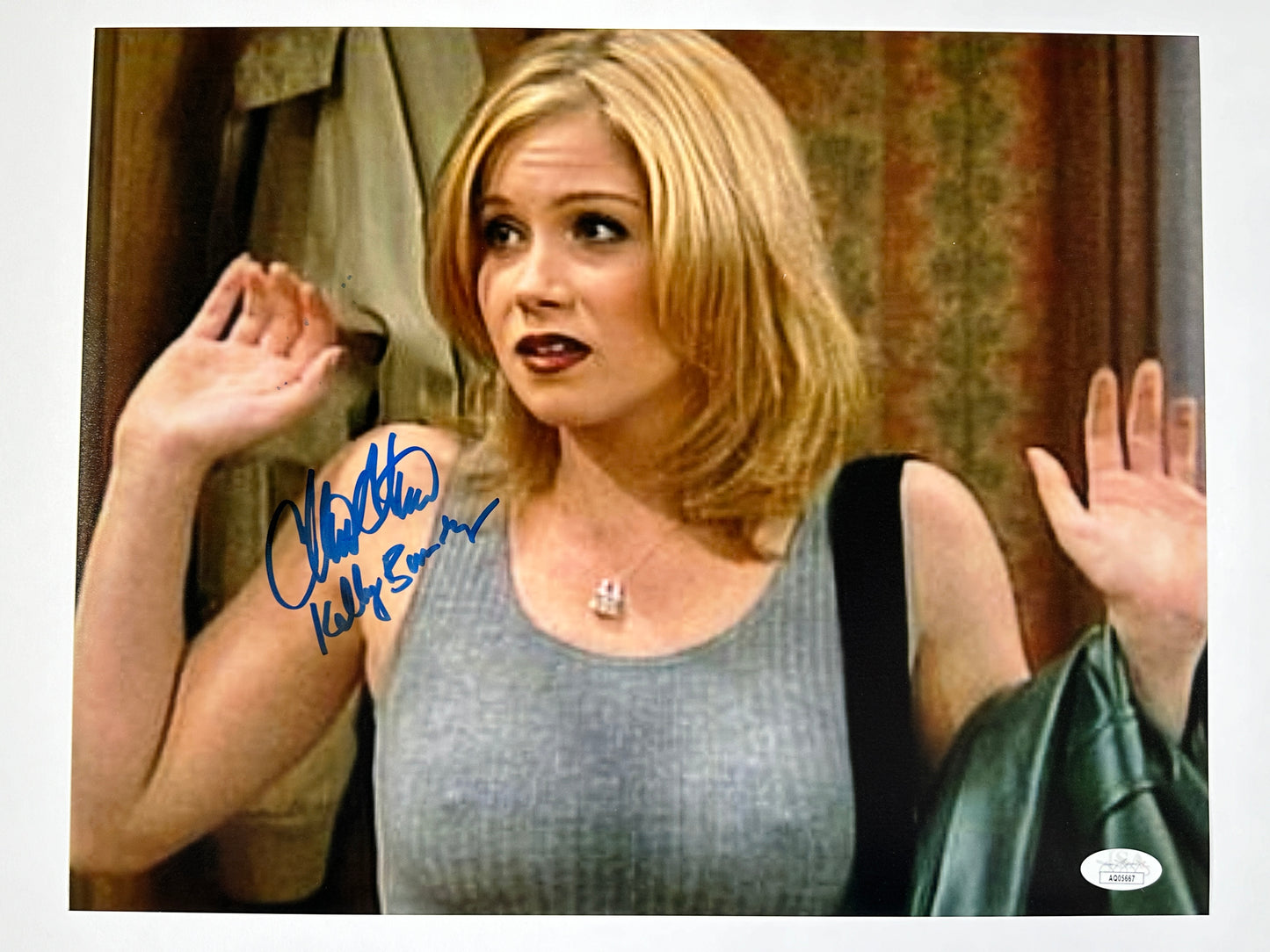 Christina Applegate Signed 11x14 Married with Children "Kelly Bundy" Hands up JSA Authenticated
