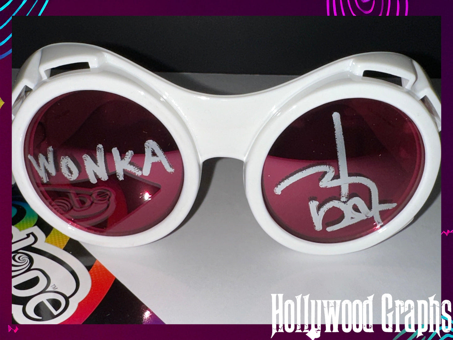 Johnny Depp signed Willy Wonka's Chocolate Factory Goggles - PSA cert #AJ47461